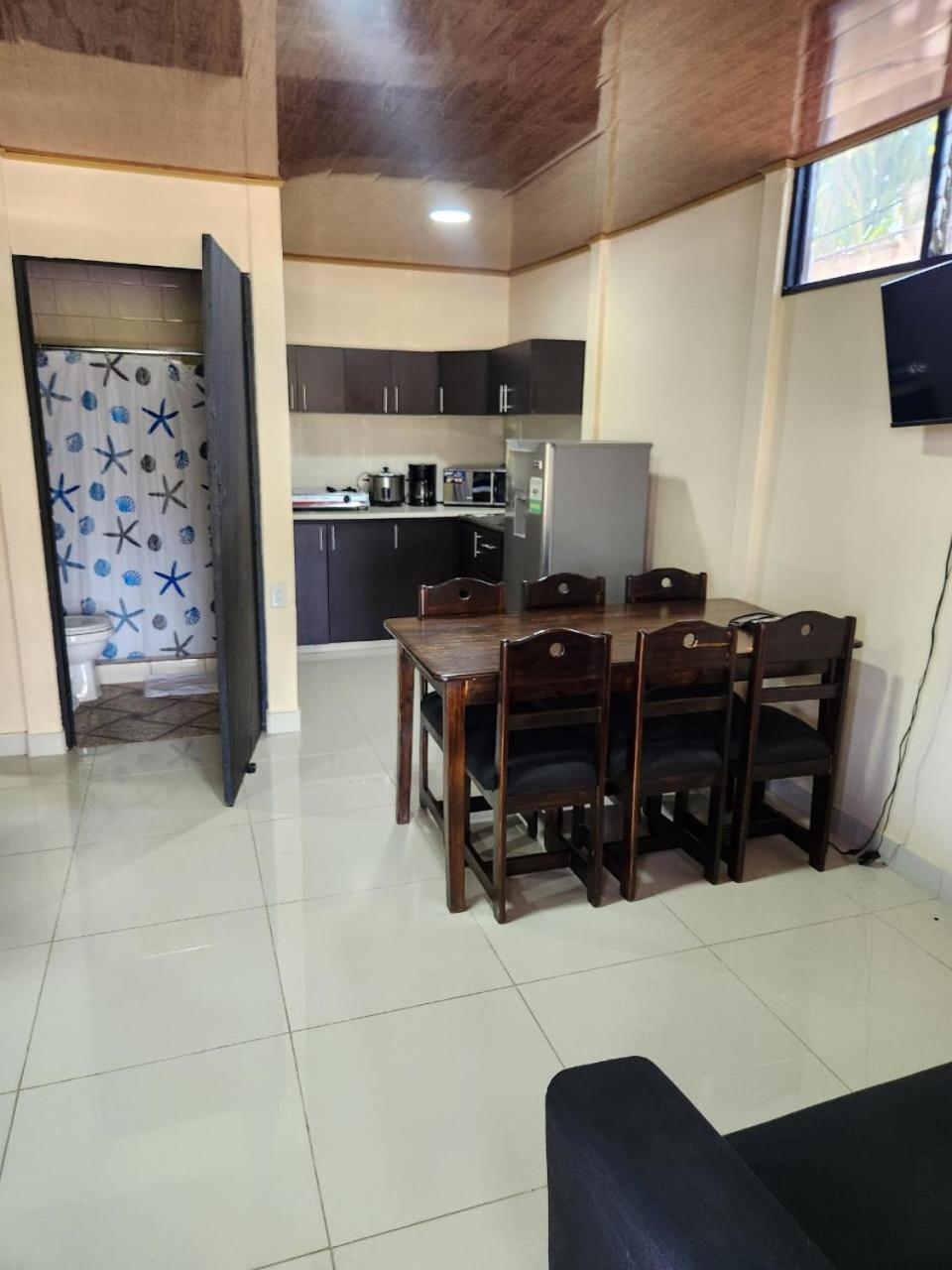 Cabinas Playa Bandera Bed & Breakfast Parrita Dış mekan fotoğraf